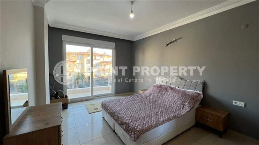 Уютная двухкомнатная квартира, 110м² в комплексе с бассейном, у моря, в районе Алании - Кестель-id-2379-фото-13