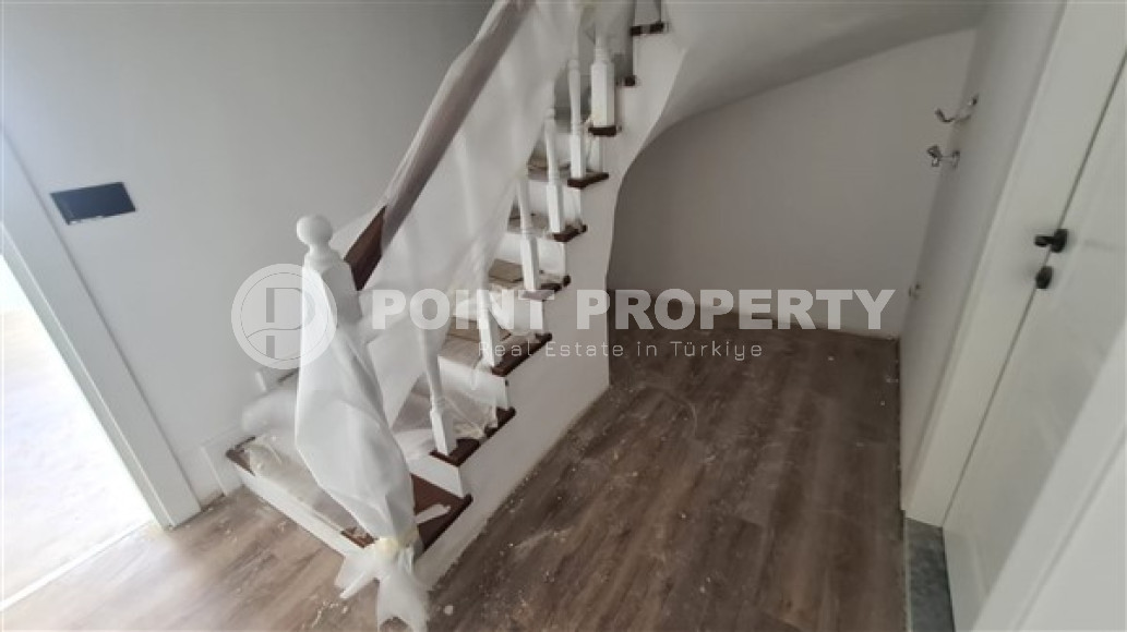 Three bedroom penthouse, 120m², in a residence in the final stage of construction in the Gazipasa area-id-2380-photo-15