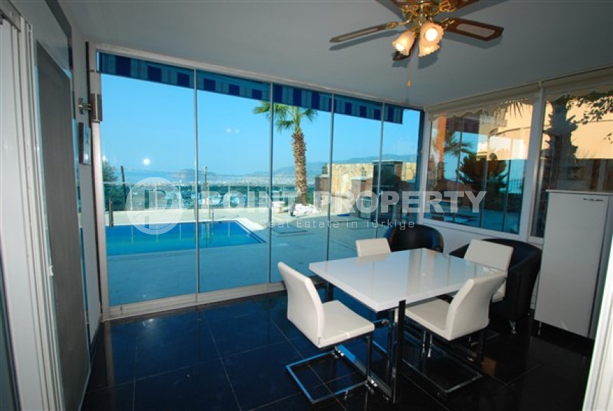 Просторная, ухоженная, двухэтажная вилла 4+1, площадью 210 м2, с земельным участком, площадью 503 м2 в районе Кестель, Алания-id-2383-фото-7