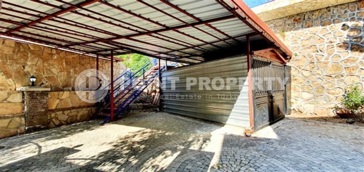 Просторная, ухоженная, двухэтажная вилла 4+1, площадью 210 м2, с земельным участком, площадью 503 м2 в районе Кестель, Алания-id-2383-фото-28