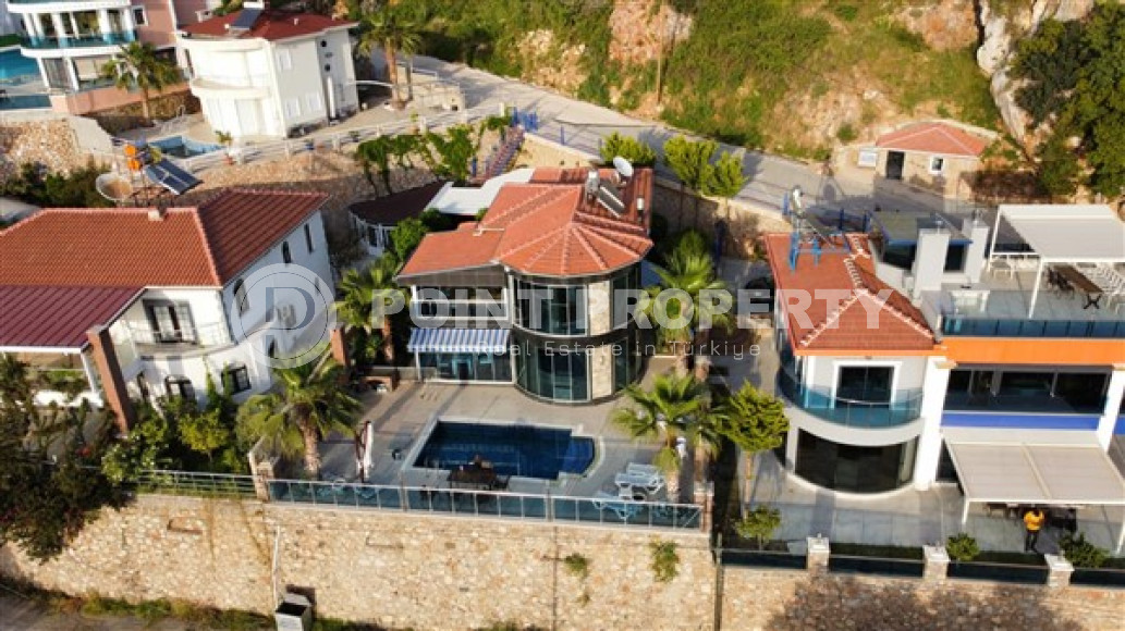 Просторная, ухоженная, двухэтажная вилла 4+1, площадью 210 м2, с земельным участком, площадью 503 м2 в районе Кестель, Алания-id-2383-фото-29