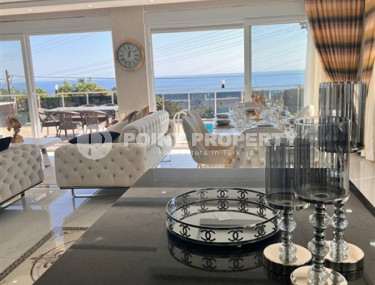 Роскошная, двухэтажная вилла 3+1, площадью 200 м2 с потрясающими видами на море, район Динек, Алания-id-2387-фото-2