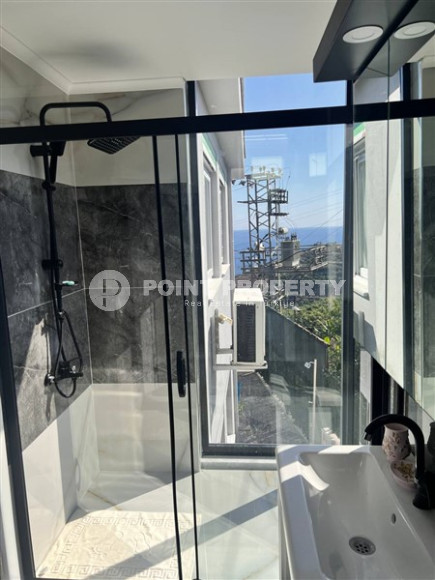 Роскошная, двухэтажная вилла 3+1, площадью 200 м2 с потрясающими видами на море, район Динек, Алания-id-2387-фото-34