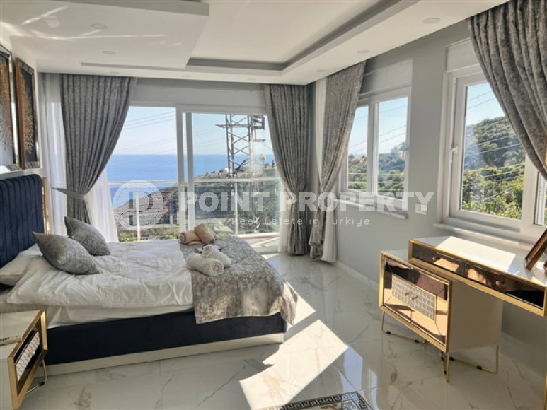 Роскошная, двухэтажная вилла 3+1, площадью 200 м2 с потрясающими видами на море, район Динек, Алания-id-2387-фото-35