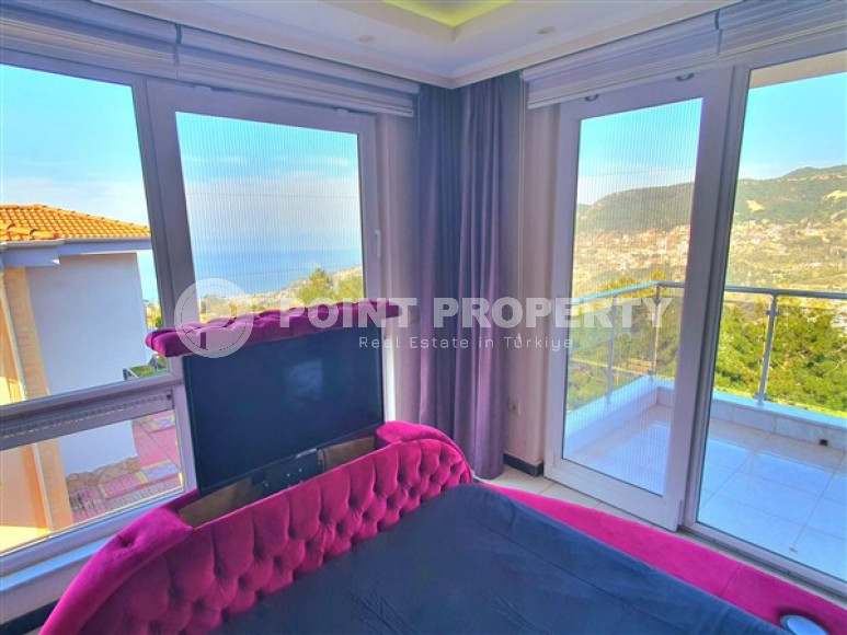 Превосходная, двухэтажная вилла 3+1 с личным бассейном и джакузи, площадью 230 м2, в горном районе Бекташ, Алания-id-2393-фото-6