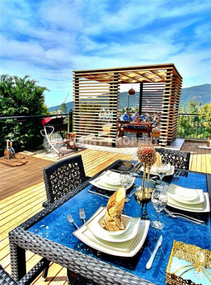 Превосходная, двухэтажная вилла 3+1 с личным бассейном и джакузи, площадью 230 м2, в горном районе Бекташ, Алания-id-2393-фото-13