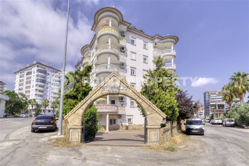 Stylish spacious apartment with furniture and appliances in Cikcilli. 120 sq.m.-id-1204-photo-3