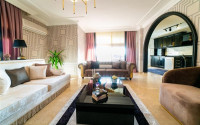 Luxurious apartment 2+1 125m2 with new appliances and renovation 550m to the Mediterranean Sea-id-2400-photo-1
