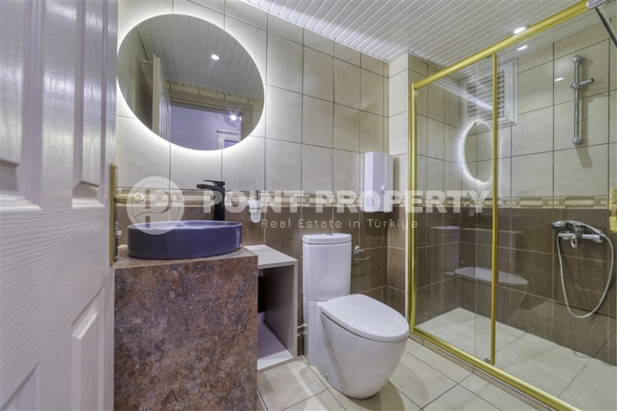 Stylish spacious apartment with furniture and appliances in Cikcilli. 120 sq.m.-id-1204-photo-9