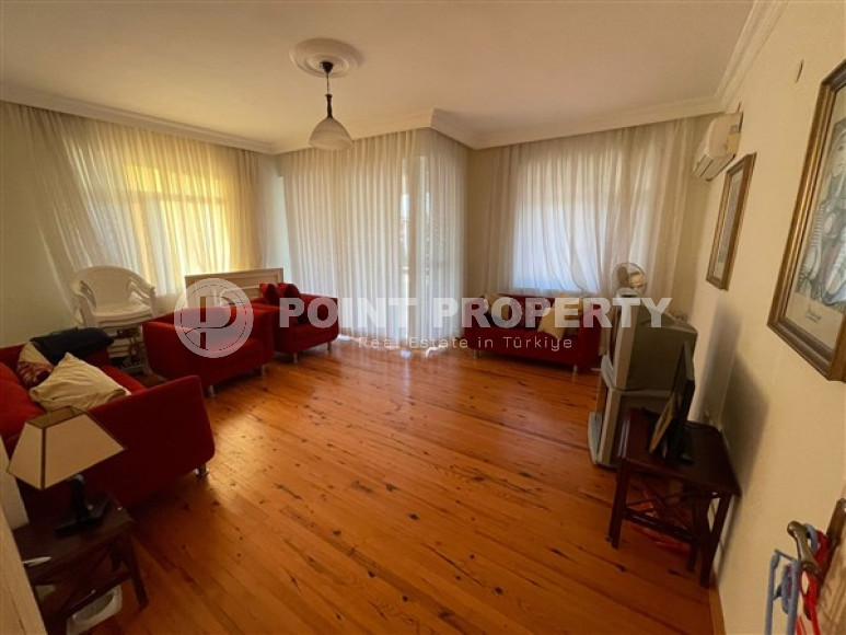 Большая трехкомнатная квартира с отдельной кухней, 120 м², 600 м до моря в Махмутларе, Аланья-id-2402-фото-2