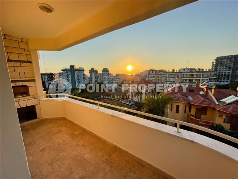 Большая трехкомнатная квартира с отдельной кухней, 120 м², 600 м до моря в Махмутларе, Аланья-id-2402-фото-12