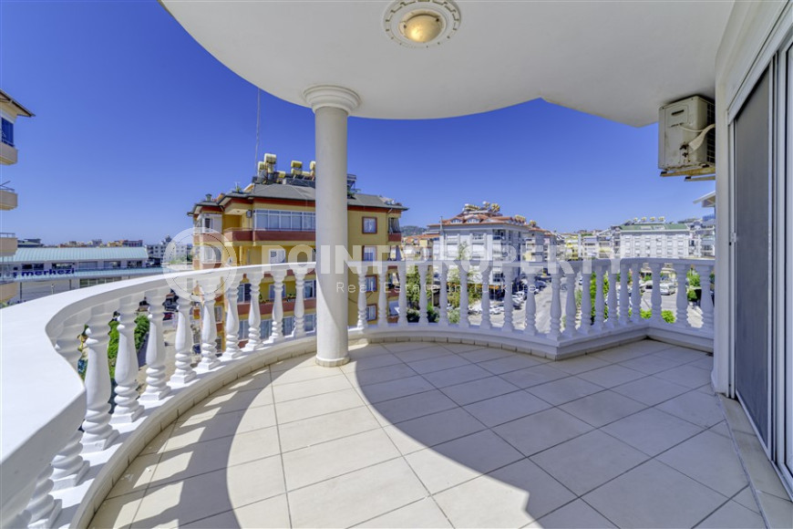 Stylish spacious apartment with furniture and appliances in Cikcilli. 120 sq.m.-id-1204-photo-20