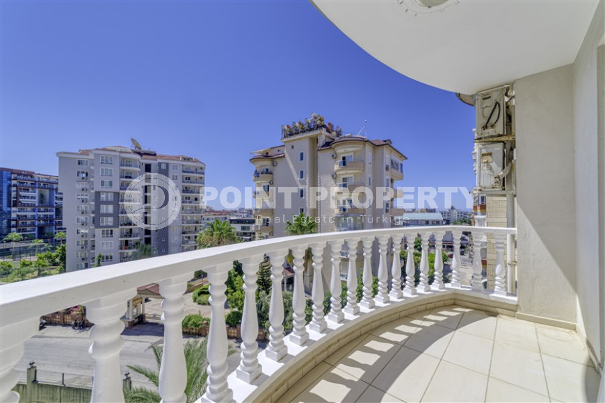 Stylish spacious apartment with furniture and appliances in Cikcilli. 120 sq.m.-id-1204-photo-22