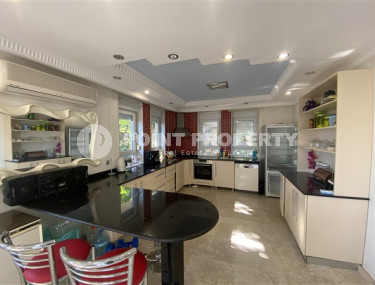 Меблированная частная вилла 4+1, 220м², с собственным садом в горном районе Алании Тепе.-id-2408-фото-5