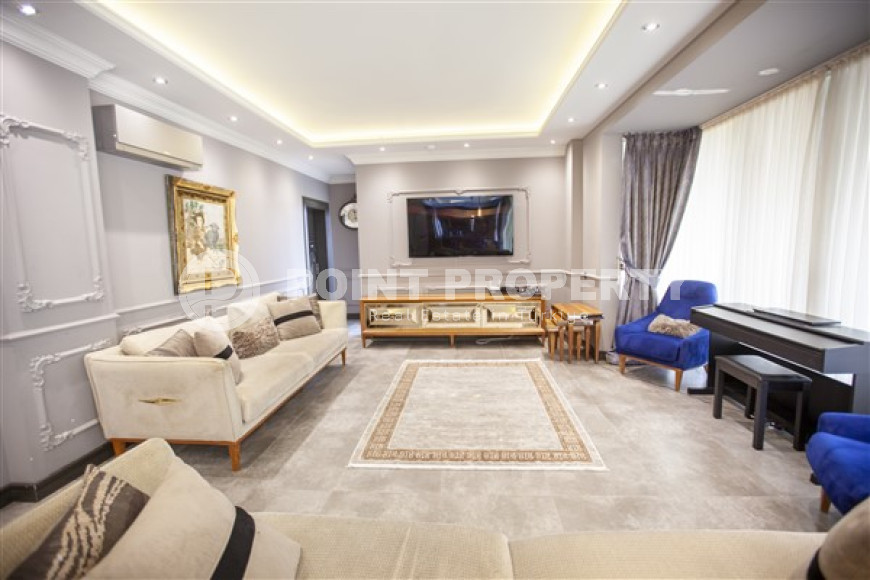 Фешенебельная вилла с четырьмя спальнями, 400м², с потрясающими видами в горах, в центре Алании-id-2409-фото-4