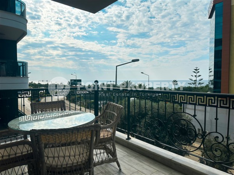 Квартира с двумя спальнями, 120м², в элитном комплексе в 100м от моря в районе Каргыджак, Алания-id-2411-фото-19