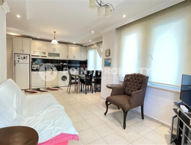 Просторная квартира с одной спальней, 60м², в центре Алании в комплексе с бассейном-id-2415-фото-2