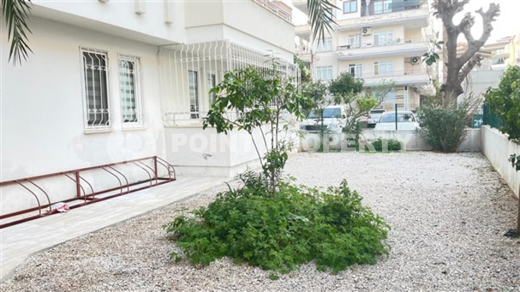 Просторная квартира с одной спальней, 60м², в центре Алании в комплексе с бассейном-id-2415-фото-15