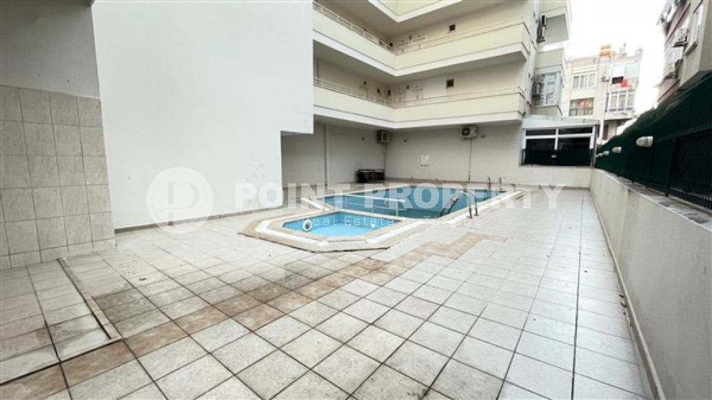 Просторная квартира с одной спальней, 60м², в центре Алании в комплексе с бассейном-id-2415-фото-16