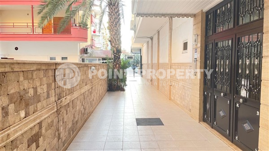 Просторная квартира с одной спальней, 60м², в центре Алании в комплексе с бассейном-id-2415-фото-18