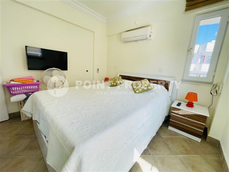 Furnished apartment 1+1, 70m², in a complex with a swimming pool 100m from the sea in Oba, Alanya.-id-2417-photo-7