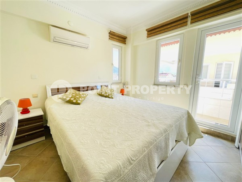Furnished apartment 1+1, 70m², in a complex with a swimming pool 100m from the sea in Oba, Alanya.-id-2417-photo-9