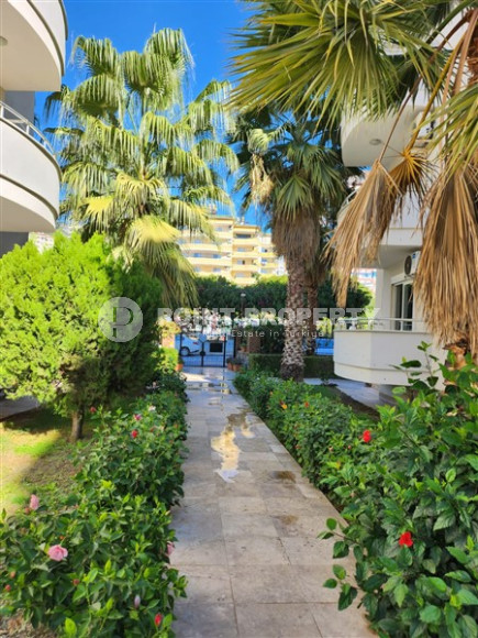 Квартира с одной спальней, 65м², без мебели, в районе Джикджилли, Алания-id-2423-фото-2