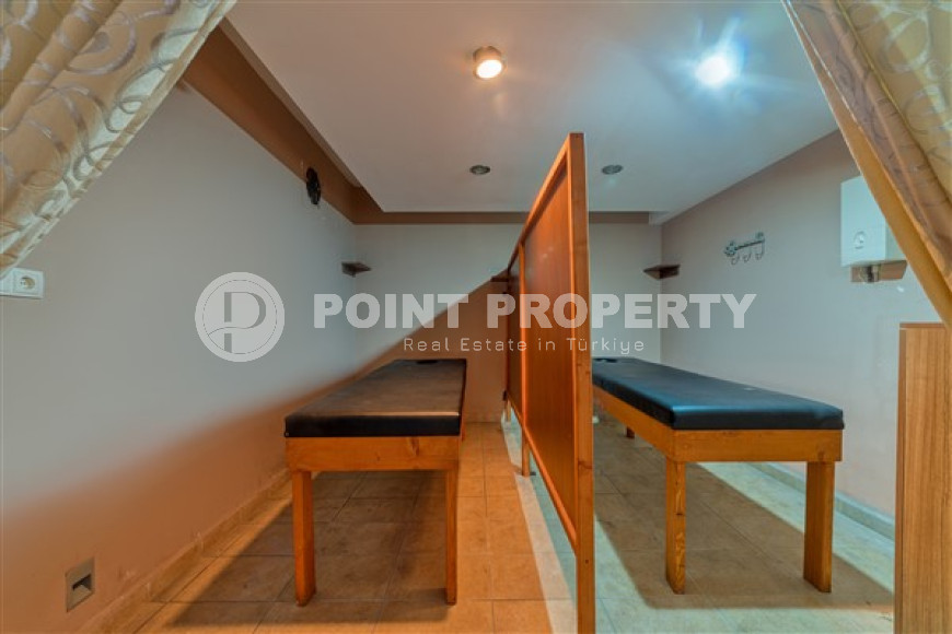 Две дизайнерские двухкомнатные квартиры, 55м² и 65м², с видом на море в центре Алании-id-2428-фото-28