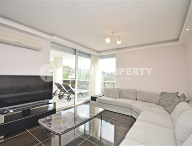 Апартаменты с двумя спальнями, 110м², в 200м от моря в элитном районе Каргыджак, Алания-id-2434-фото-2