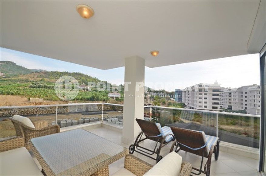 Апартаменты с двумя спальнями, 110м², в 200м от моря в элитном районе Каргыджак, Алания-id-2434-фото-9