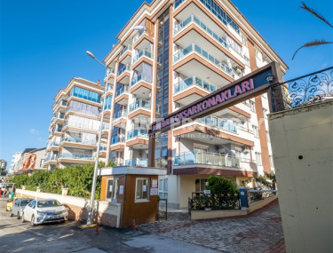 Видовой пятикомнатный пентхаус, 240м², в комфортном комплексе в Чиплаклы, Алания-id-2435-фото-1