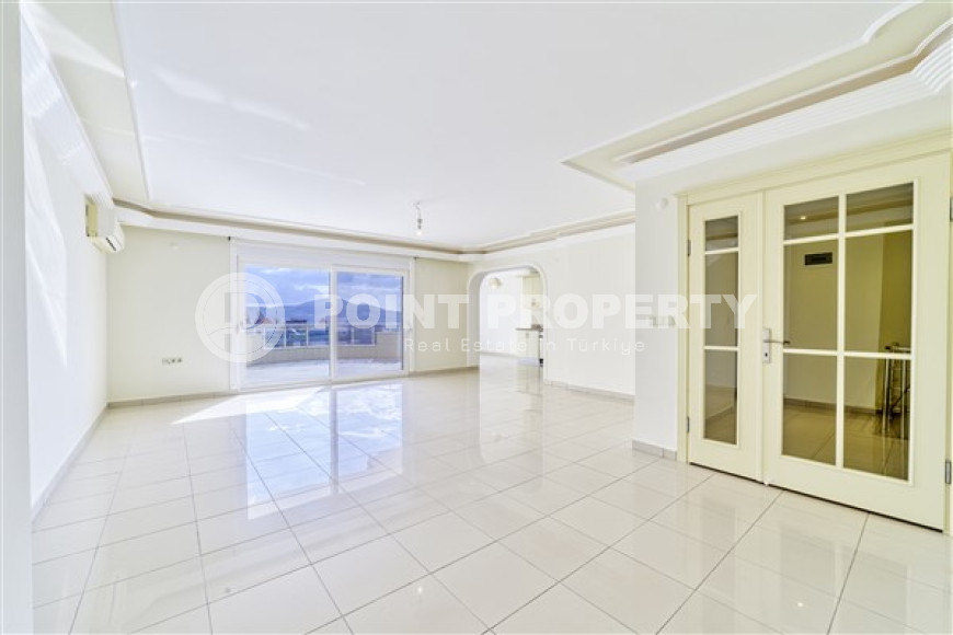 Просторный пентхаус 4+1 с личной сауной, 268 м², в 1200 м от моря в Махмутларе, Аланья-id-2439-фото-15