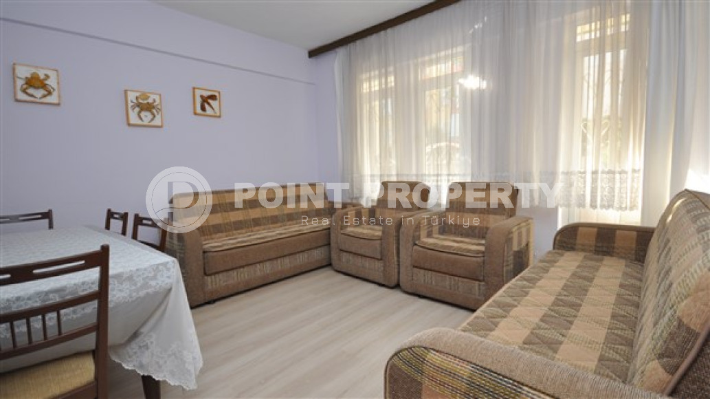 Apartment in a Turkish house with three bedrooms in the center of Alanya-id-2442-photo-4
