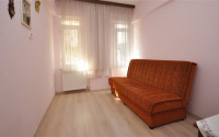 Apartment in a Turkish house with three bedrooms in the center of Alanya-id-2442-photo-13