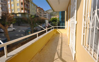 Apartment in a Turkish house with three bedrooms in the center of Alanya-id-2442-photo-16