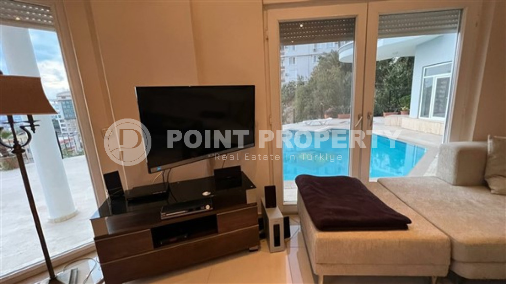 Меблированная квартира с двумя спальнями, 150м², оригинальной планировки, в районе Джикджилли-id-2445-фото-11