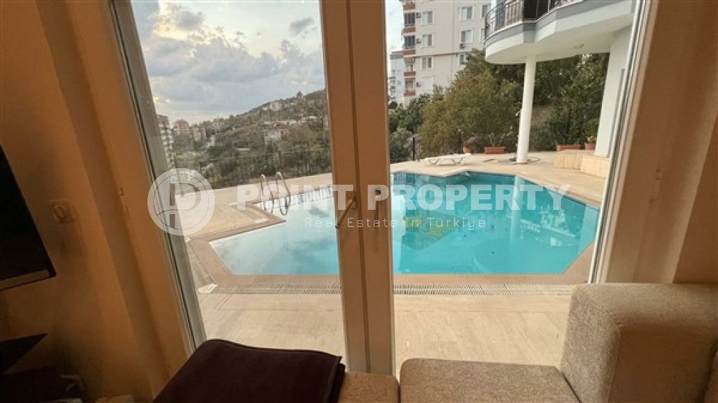 Меблированная квартира с двумя спальнями, 150м², оригинальной планировки, в районе Джикджилли-id-2445-фото-12