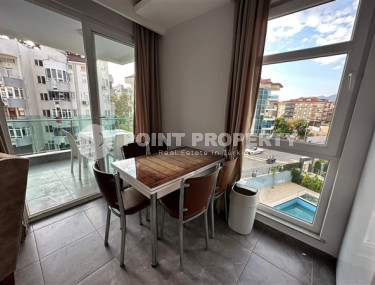 Ready to move in, one bedroom apartment, 60m², 150m from the sea in Alanya - Oba-id-2446-photo-3
