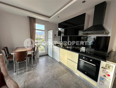 Ready to move in, one bedroom apartment, 60m², 150m from the sea in Alanya - Oba-id-2446-photo-5