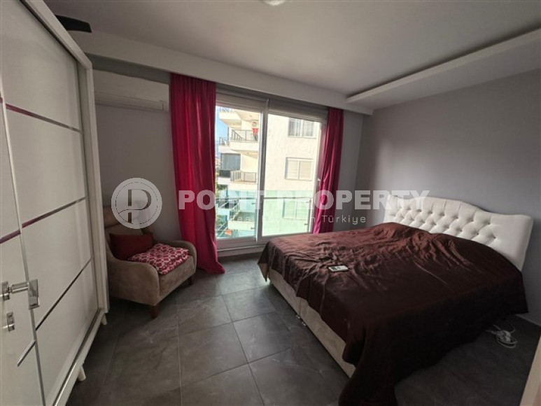 Ready to move in, one bedroom apartment, 60m², 150m from the sea in Alanya - Oba-id-2446-photo-8