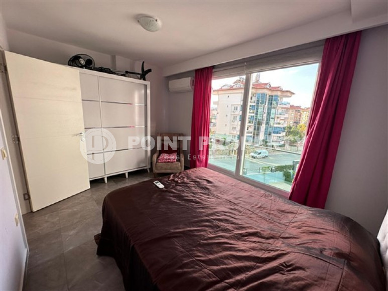 Ready to move in, one bedroom apartment, 60m², 150m from the sea in Alanya - Oba-id-2446-photo-9
