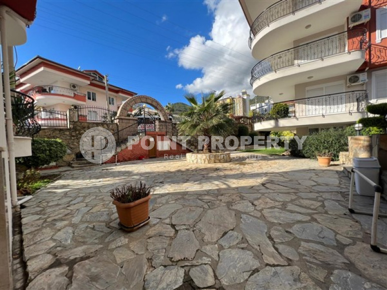 Three-room apartment, 110 m², overlooking the Taurus Mountains in the center of Alanya, Sugözü district-id-2454-photo-17