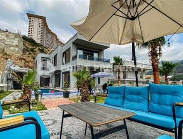 Частная меблированная вилла 4+1, 230м². с панорамными видами в районе Алании – Каргыджак-id-2455-фото-1