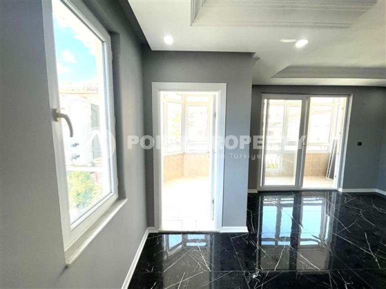 Apartment 2+1, 115 sq. m, newly renovated 850 m from the sea, Alanya Center-id-2457-photo-3