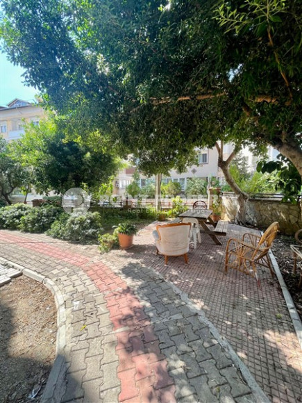 Apartment 2+1, 115 sq. m, newly renovated 850 m from the sea, Alanya Center-id-2457-photo-15