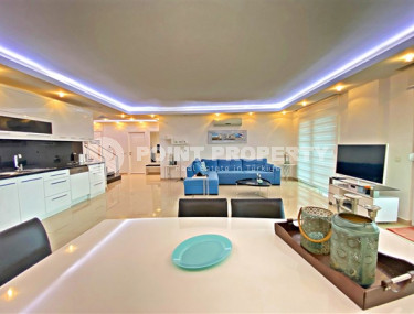 Furnished penthouse 4+1, 220 m², in a premium complex in Oba, Alanya, 700 meters from the sea-id-2463-photo-4