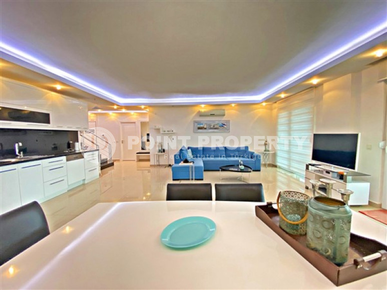 Furnished penthouse 4+1, 220 m², in a premium complex in Oba, Alanya, 700 meters from the sea-id-2463-photo-4