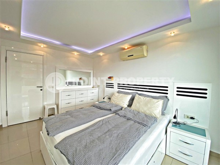 Furnished penthouse 4+1, 220 m², in a premium complex in Oba, Alanya, 700 meters from the sea-id-2463-photo-17