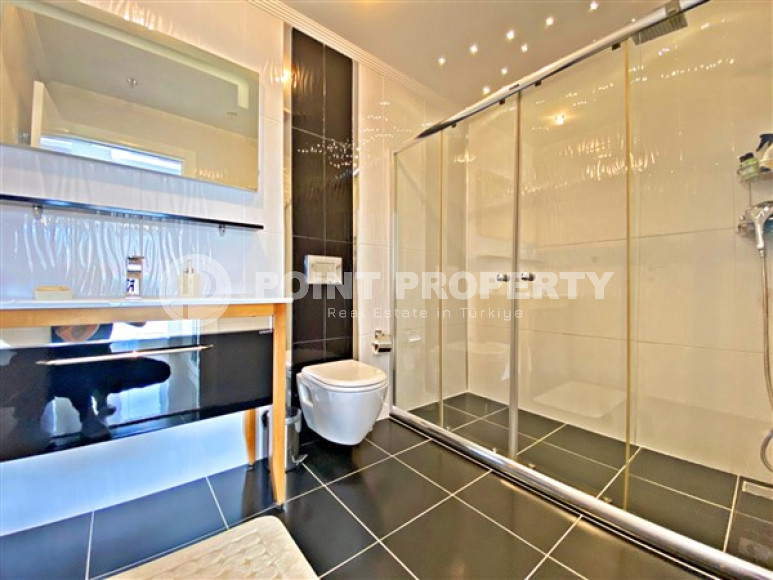 Furnished penthouse 4+1, 220 m², in a premium complex in Oba, Alanya, 700 meters from the sea-id-2463-photo-20