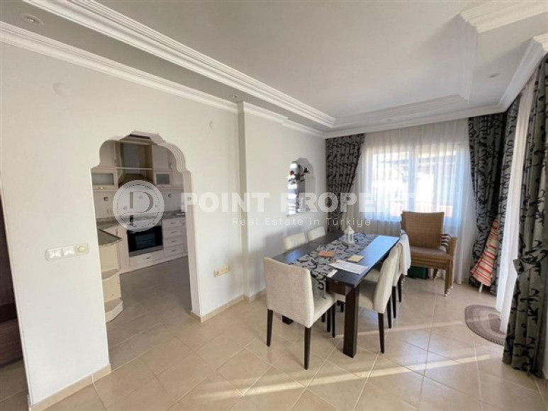 Cozy four-room penthouse, 150 m², with separate kitchen, in the center of Alanya, 250 meters from the sea-id-2464-photo-6